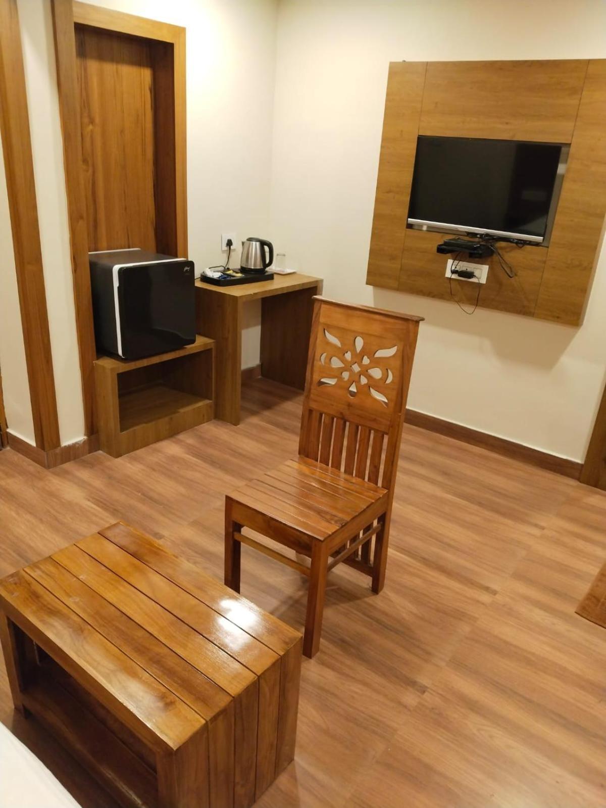 Hotel President Park Коимбатур Экстерьер фото