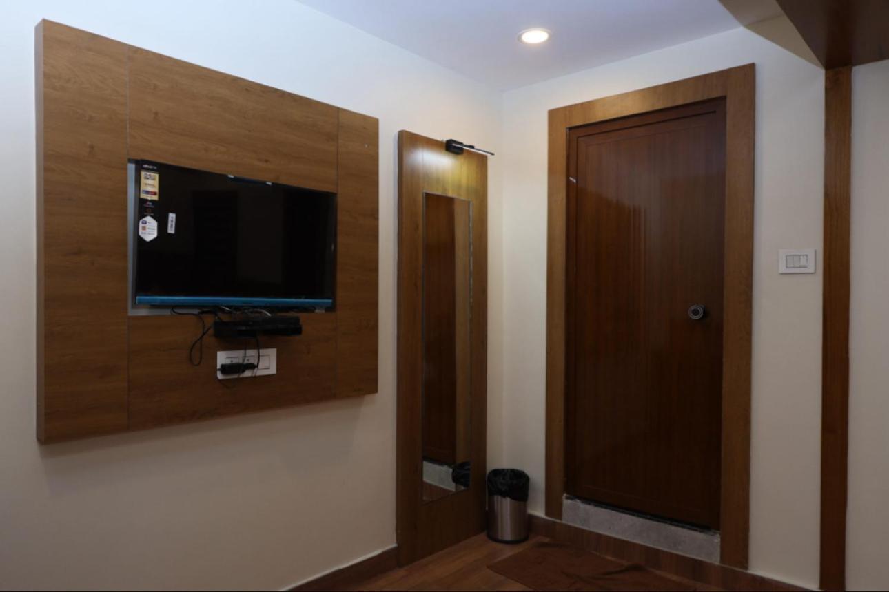 Hotel President Park Коимбатур Экстерьер фото