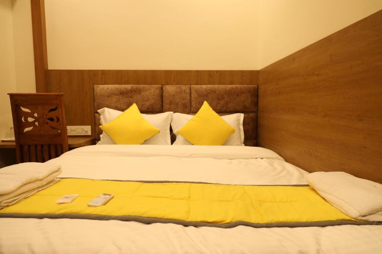 Hotel President Park Коимбатур Номер фото