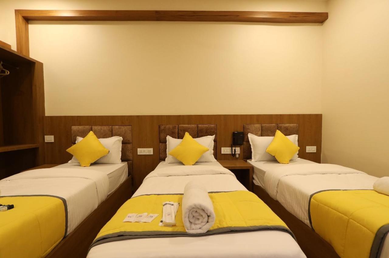 Hotel President Park Коимбатур Экстерьер фото