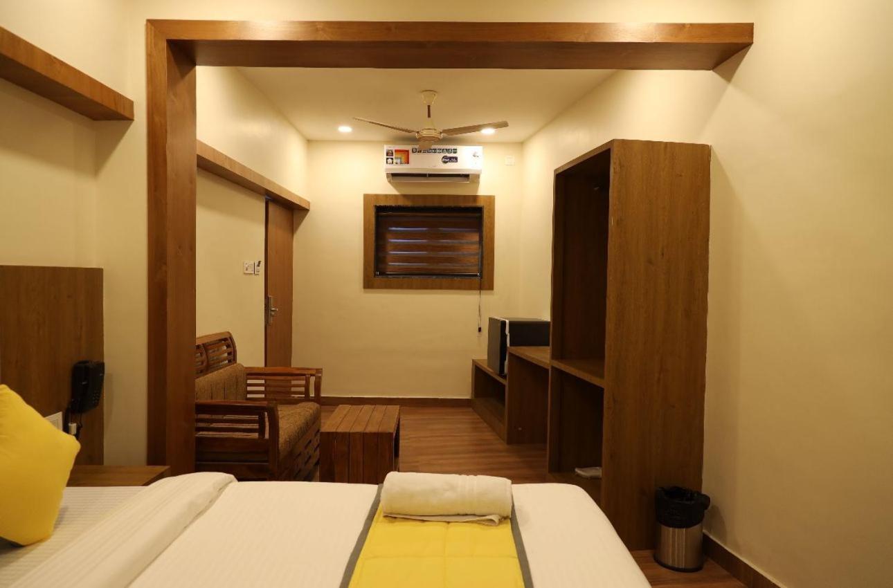 Hotel President Park Коимбатур Экстерьер фото